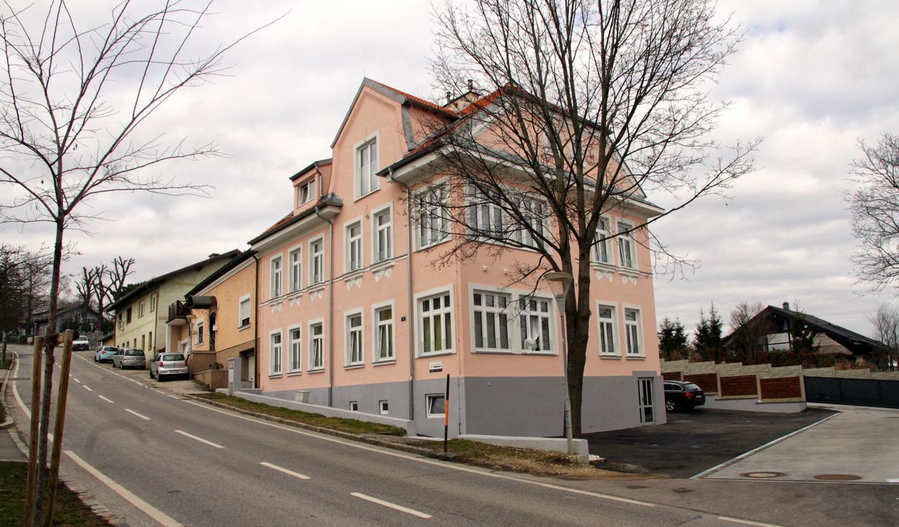 Triangle Apartments Giesshubl المظهر الخارجي الصورة